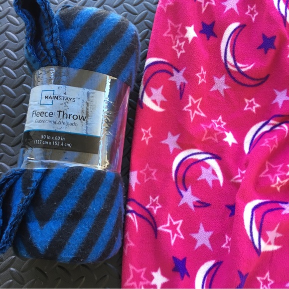 Stars & Moon Pajama Bottoms & New Fleece Throw - Picture 2 of 5